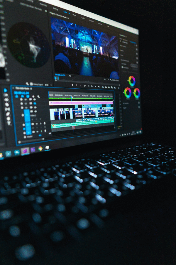 Edición y Grabación de Video para Creadores de Contenido